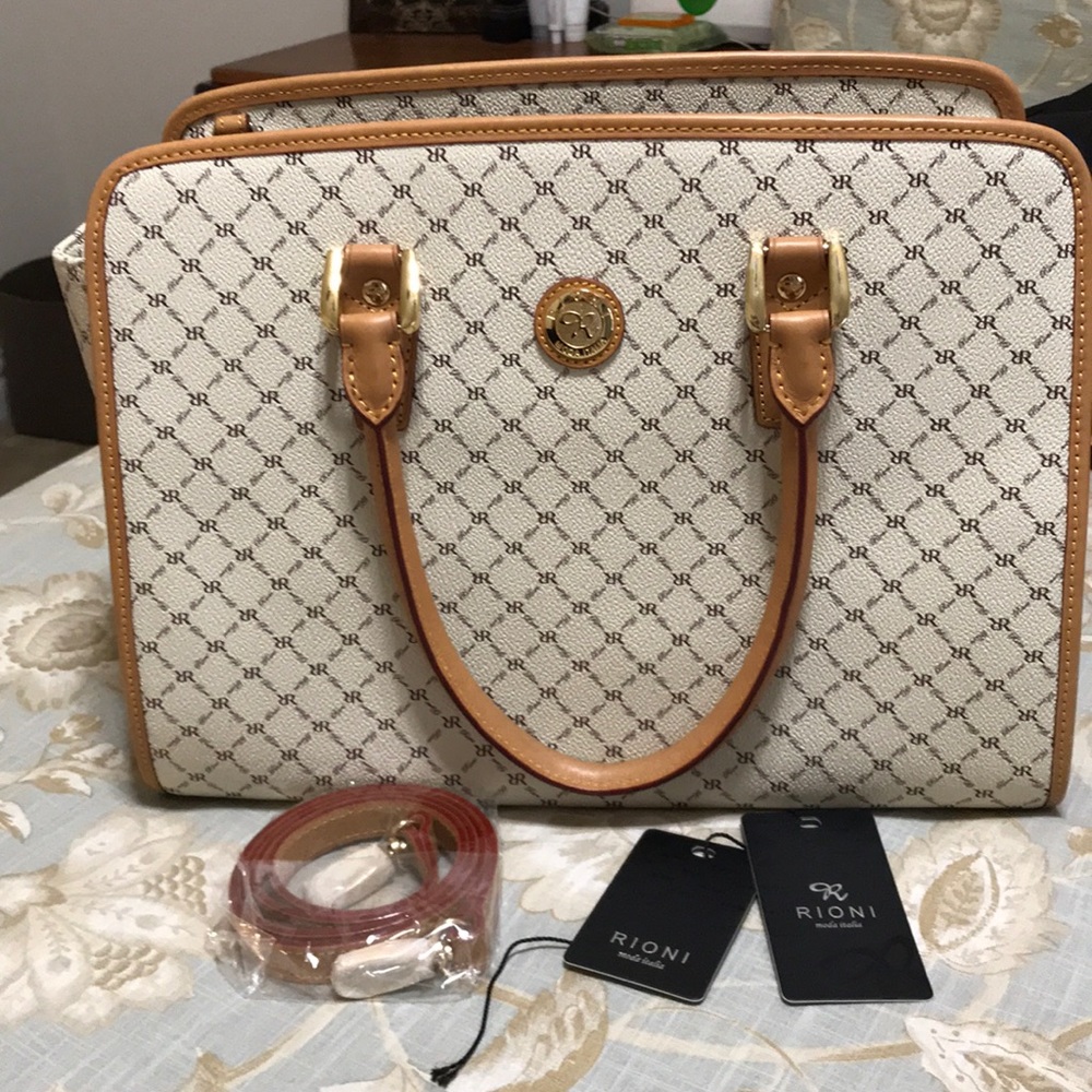 Rioni leather hand bag